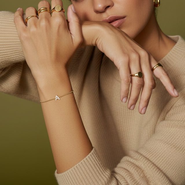 Aria Initial Curb Chain Bracelet in Gold Vermeil