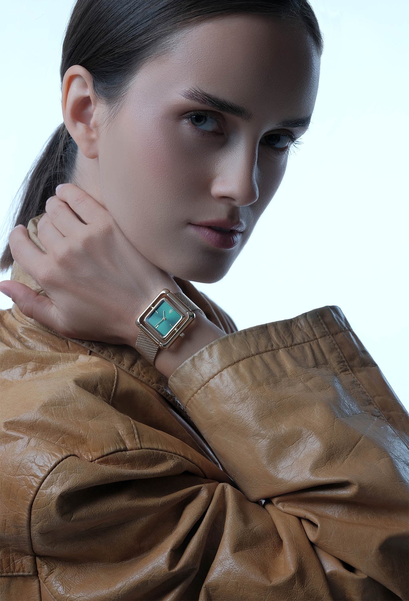 Umbra Emerald in Gold by VANNA watches