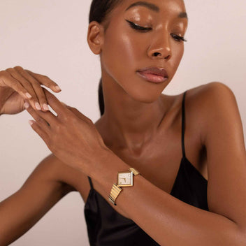 LUNA Pearl Watch in Yellow Gold VANNA